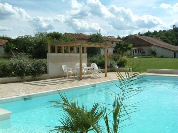 Les Chardons Hotel Chenaud Esterno foto